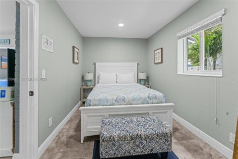 House in Hollywood, Florida 2 bedrooms, 95.97 sq.m. № 2426078 - photo 20