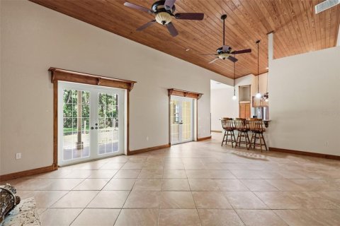 Villa ou maison à vendre à DeLand, Floride: 4 chambres, 311.78 m2 № 2317241 - photo 16