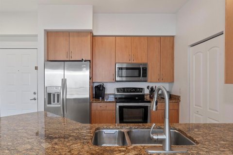 Condo in Hollywood, Florida, 2 bedrooms № 2175621 - photo 7