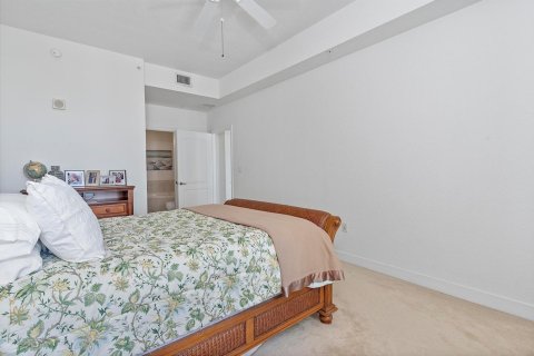 Condo in Hollywood, Florida, 2 bedrooms № 2175621 - photo 26