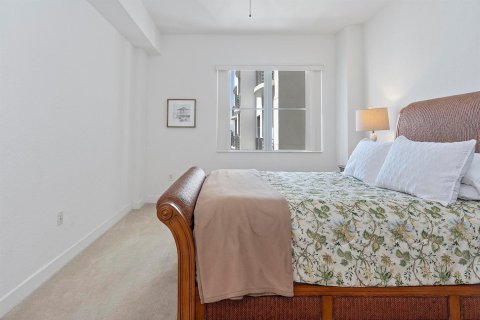 Condo in Hollywood, Florida, 2 bedrooms № 2175621 - photo 25