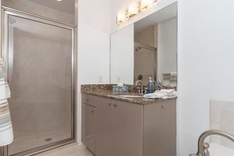 Condo in Hollywood, Florida, 2 bedrooms № 2175621 - photo 29
