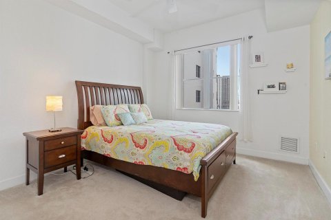 Condo in Hollywood, Florida, 2 bedrooms № 2175621 - photo 22