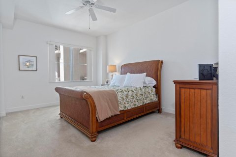 Condo in Hollywood, Florida, 2 bedrooms № 2175621 - photo 24