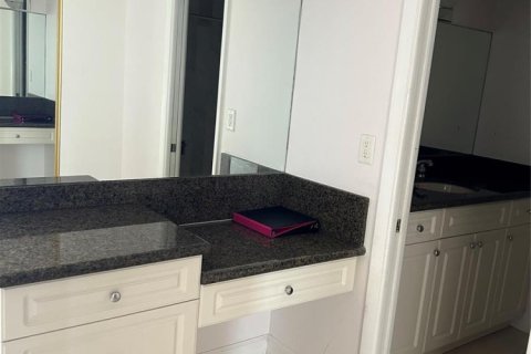 Copropriété à vendre à Pompano Beach, Floride: 2 chambres, 105.91 m2 № 2084329 - photo 10