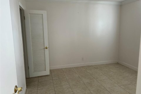 Copropriété à vendre à Pompano Beach, Floride: 2 chambres, 105.91 m2 № 2084329 - photo 17