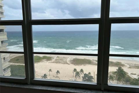 Copropriété à vendre à Pompano Beach, Floride: 2 chambres, 105.91 m2 № 2084329 - photo 4
