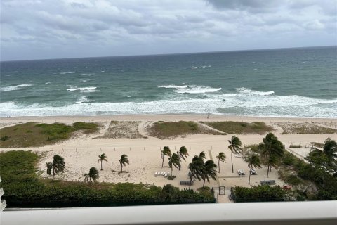Copropriété à vendre à Pompano Beach, Floride: 2 chambres, 105.91 m2 № 2084329 - photo 2