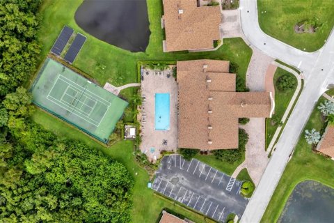 House in Winter Haven, Florida 2 bedrooms, 114.36 sq.m. № 1899512 - photo 2