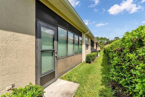 House in Winter Haven, Florida 2 bedrooms, 114.36 sq.m. № 1899512 - photo 27