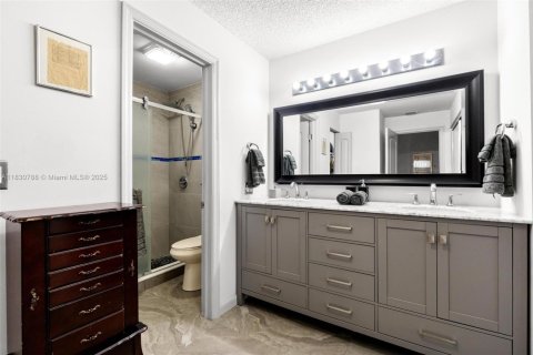 Condo in Cutler Bay, Florida, 2 bedrooms  № 1809539 - photo 10