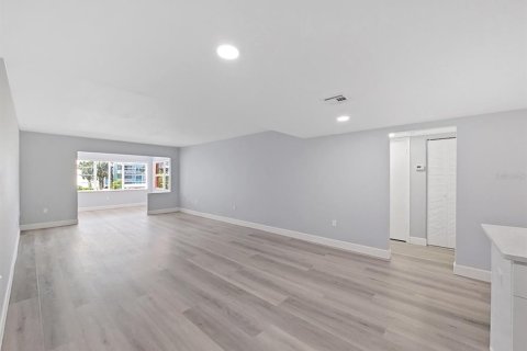 Condominio en venta en Dunedin, Florida, 2 dormitorios, 102.19 m2 № 710013 - foto 19