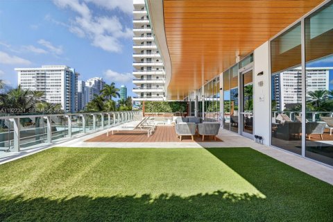 Condominio en venta en Miami Beach, Florida, 2 dormitorios, 115.66 m2 № 2088485 - foto 24