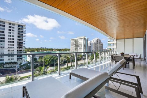 Condominio en venta en Miami Beach, Florida, 2 dormitorios, 115.66 m2 № 2088485 - foto 4