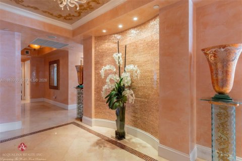 Купить кондоминиум в Санни-Айлс-Бич, Флорида 4 спальни, 254.18м2, № 1979279 - фото 14