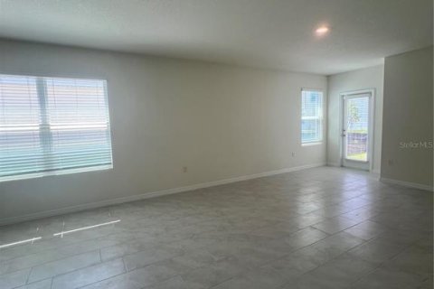 Casa en alquiler en Umatilla, Florida, 4 dormitorios, 154.68 m2 № 1829529 - foto 16