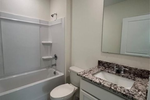 Casa en alquiler en Umatilla, Florida, 4 dormitorios, 154.68 m2 № 1829529 - foto 15