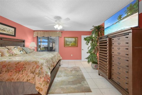Villa ou maison à vendre à Port Charlotte, Floride: 2 chambres, 124.3 m2 № 2212478 - photo 11