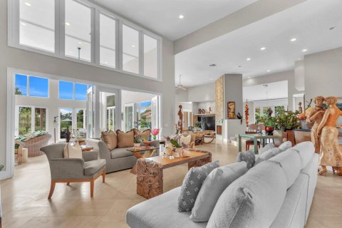 House in Palm Beach Gardens, Florida 4 bedrooms, 608.14 sq.m. № 2178006 - photo 5