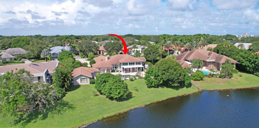 House in Palm Beach Gardens, Florida 4 bedrooms, 608.14 sq.m. № 2178006