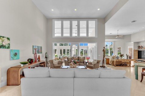 House in Palm Beach Gardens, Florida 4 bedrooms, 608.14 sq.m. № 2178006 - photo 7