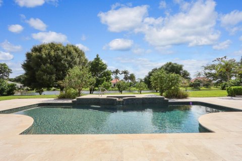 House in Palm Beach Gardens, Florida 4 bedrooms, 608.14 sq.m. № 2178006 - photo 27