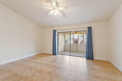 Touwnhouse à vendre à Jupiter, Floride: 2 chambres, 106.65 m2 № 2088079 - photo 9