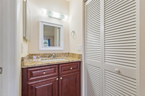 Touwnhouse à vendre à Jupiter, Floride: 2 chambres, 106.65 m2 № 2088079 - photo 13