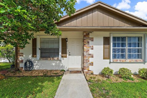 Touwnhouse à vendre à Jupiter, Floride: 2 chambres, 106.65 m2 № 2088079 - photo 3