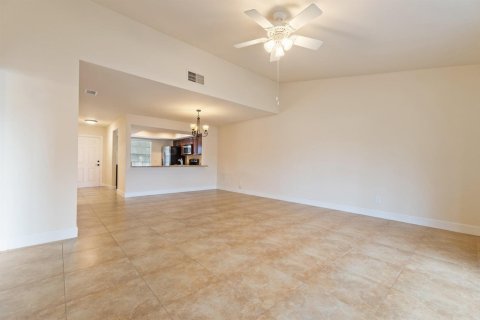 Touwnhouse à vendre à Jupiter, Floride: 2 chambres, 106.65 m2 № 2088079 - photo 10