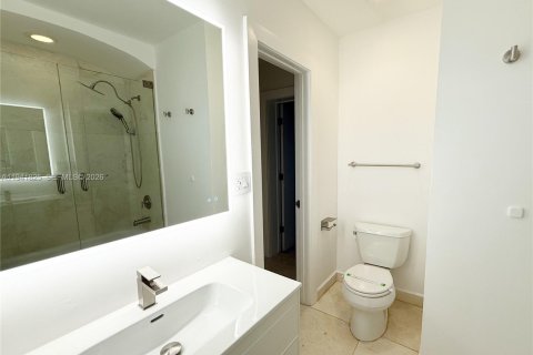 Casa en venta en Miami Beach, Florida, 5 dormitorios, 234.67 m2 № 2001863 - foto 23