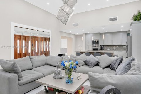 Casa en venta en Plantation, Florida, 5 dormitorios, 407.19 m2 № 2241438 - foto 6