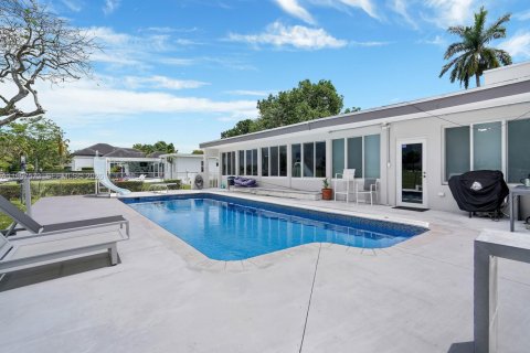 Casa en venta en Plantation, Florida, 5 dormitorios, 407.19 m2 № 2241438 - foto 28