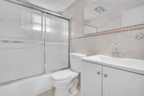 Купить виллу или дом в Мирамар, Флорида 2 спальни, 94.76м2, № 1951920 - фото 30