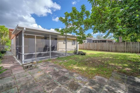 Купить виллу или дом в Мирамар, Флорида 2 спальни, 94.76м2, № 1951920 - фото 13