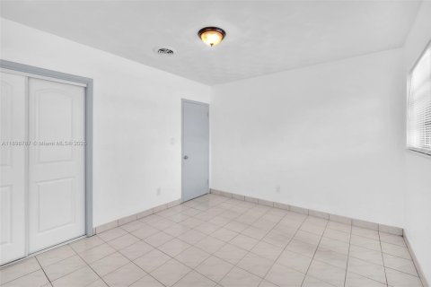 Купить виллу или дом в Мирамар, Флорида 2 спальни, 94.76м2, № 1951920 - фото 8