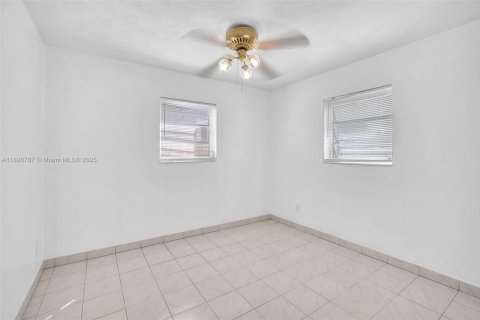 Купить виллу или дом в Мирамар, Флорида 2 спальни, 94.76м2, № 1951920 - фото 21