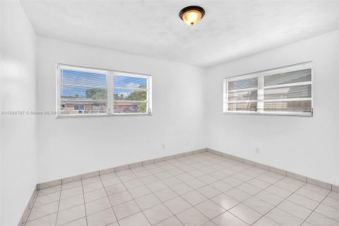 Купить виллу или дом в Мирамар, Флорида 2 спальни, 94.76м2, № 1951920 - фото 20