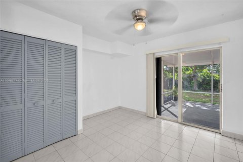 Купить виллу или дом в Мирамар, Флорида 2 спальни, 94.76м2, № 1951920 - фото 16