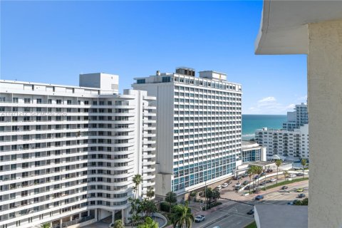 Copropriété à vendre à Miami Beach, Floride: 2 chambres, 110.55 m2 № 2032451 - photo 28