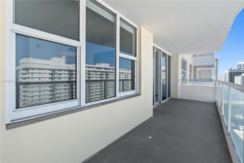 Copropriété à vendre à Miami Beach, Floride: 2 chambres, 110.55 m2 № 2032451 - photo 26