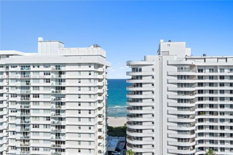 Copropriété à vendre à Miami Beach, Floride: 2 chambres, 110.55 m2 № 2032451 - photo 27