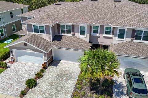 Touwnhouse à vendre à New Port Richey, Floride: 3 chambres, 190.54 m2 № 2350364 - photo 3
