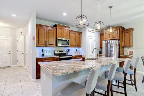 Touwnhouse à vendre à New Port Richey, Floride: 3 chambres, 190.54 m2 № 2350364 - photo 23