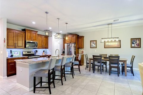 Touwnhouse à vendre à New Port Richey, Floride: 3 chambres, 190.54 m2 № 2350364 - photo 24