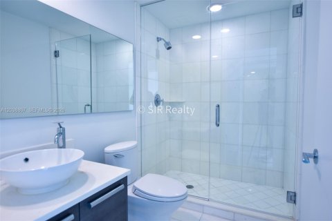 Condo in Aventura, Florida, 2 bedrooms № 2186166 - photo 10