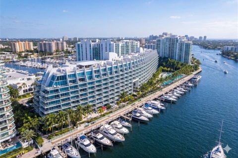 Condo in Aventura, Florida, 2 bedrooms  № 2186166