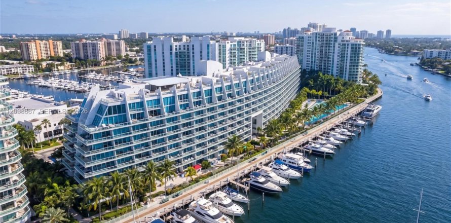 Condo in Aventura, Florida, 2 bedrooms № 2186166