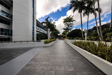Condo in Aventura, Florida, 2 bedrooms № 2186166 - photo 23