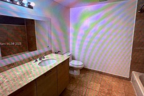 Condo in Miami, Florida, 1 bedroom № 2103427 - photo 15